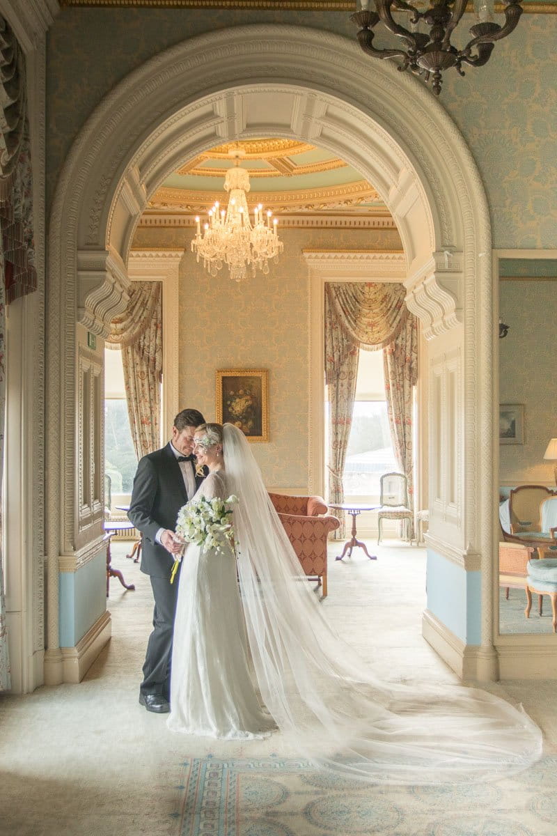 Bride and groom in Heythrop Park