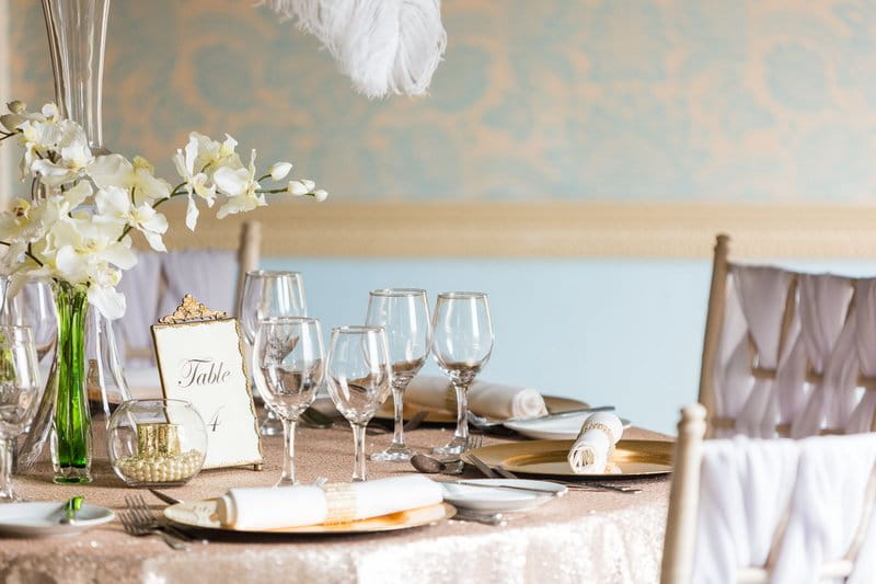 Wedding table with elegant, vintage wedding styling