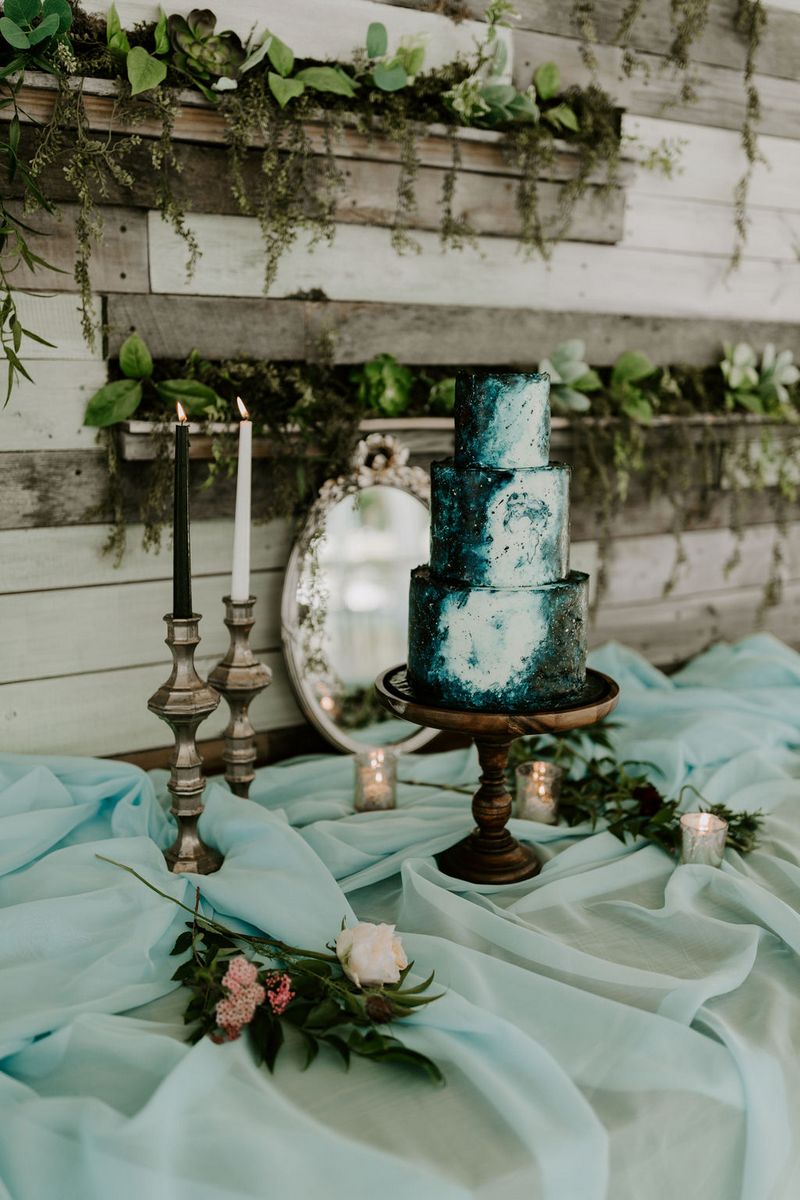 Blue celestial wedding cake