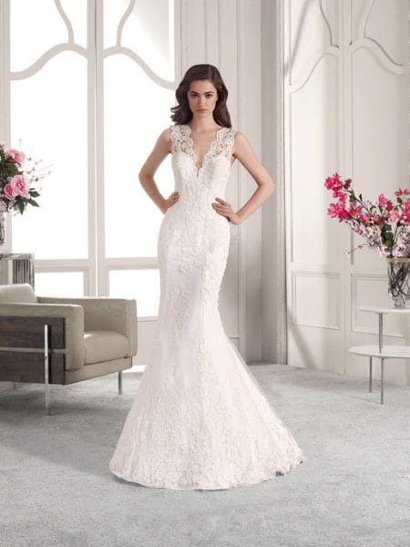 833 Wedding Dress from the Demetrios Starlight 2019 Bridal Collection