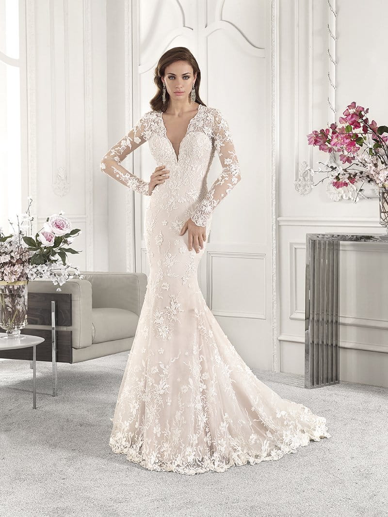 876 Wedding Dress from the Demetrios Starlight 2019 Bridal Collection