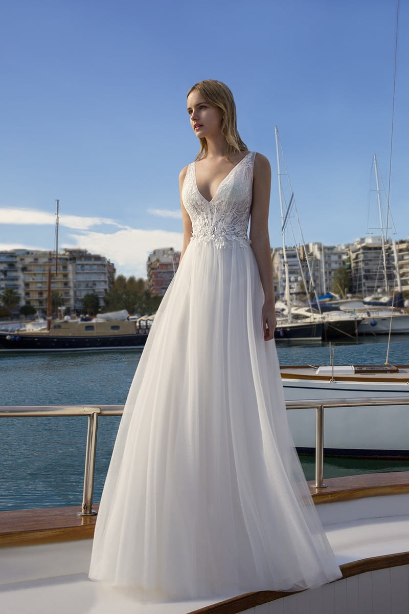 DR261 Wedding Dress from the Demetrios Destination Romance 2019 Bridal Collection