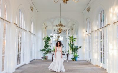 ‘Plantation Chic’ Palm and Gold Tropical Wedding Styling