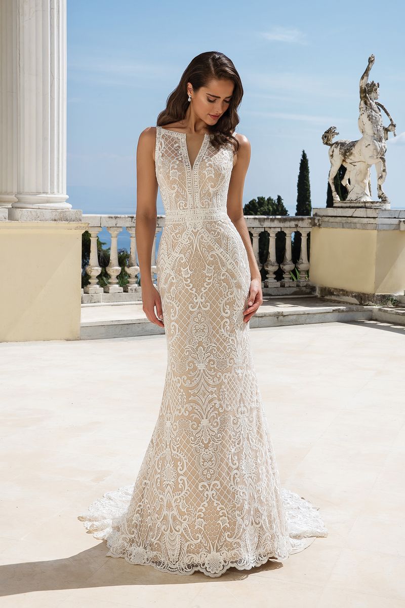 Style 88084 Wedding Dress from the Justin Alexander Fall/Winter 2019 Bridal Collection