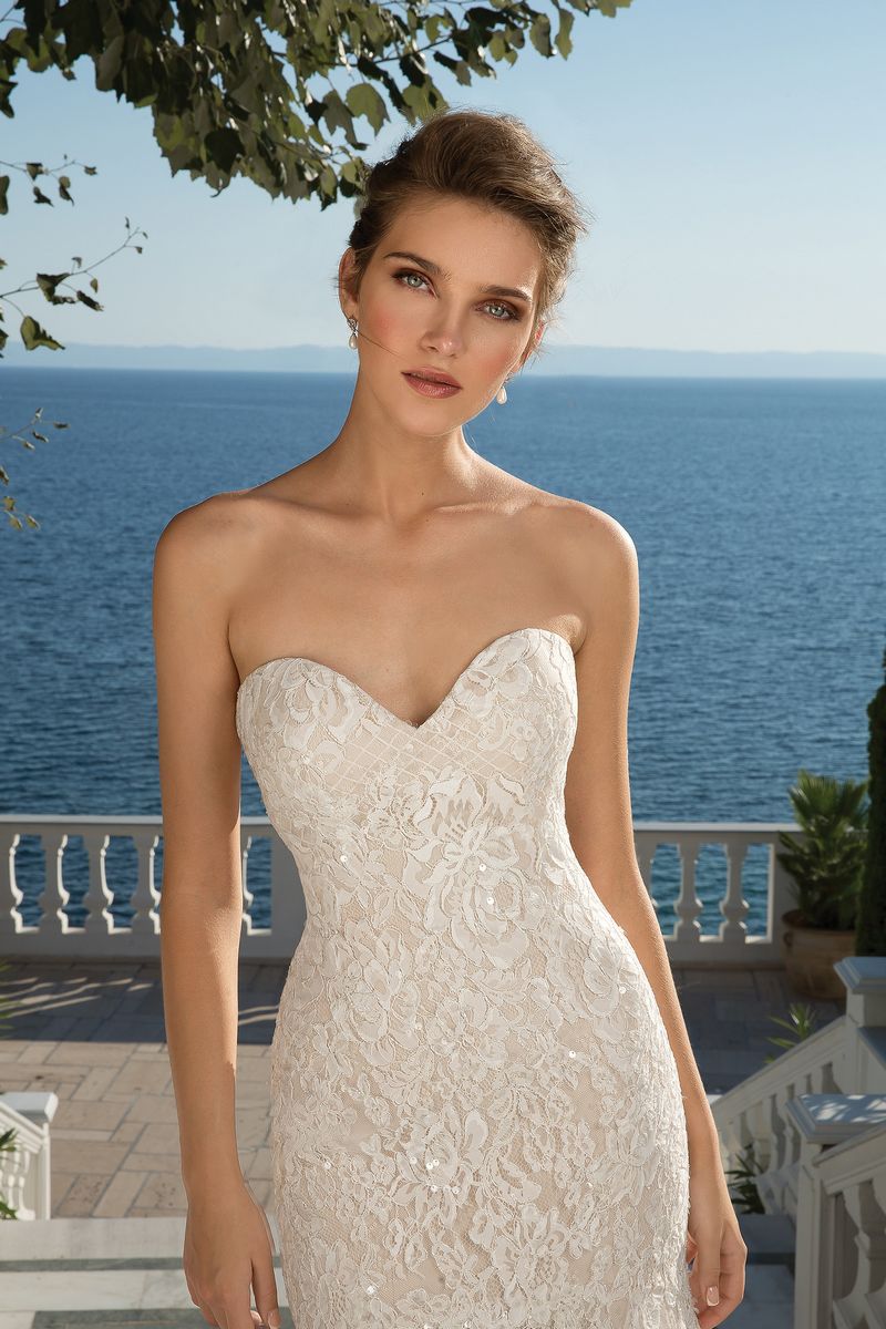 Detail on Style 88087 Wedding Dress from the Justin Alexander Fall/Winter 2019 Bridal Collection