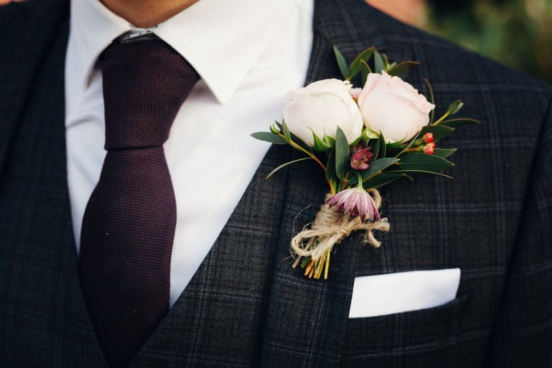 Tied style buttonhole