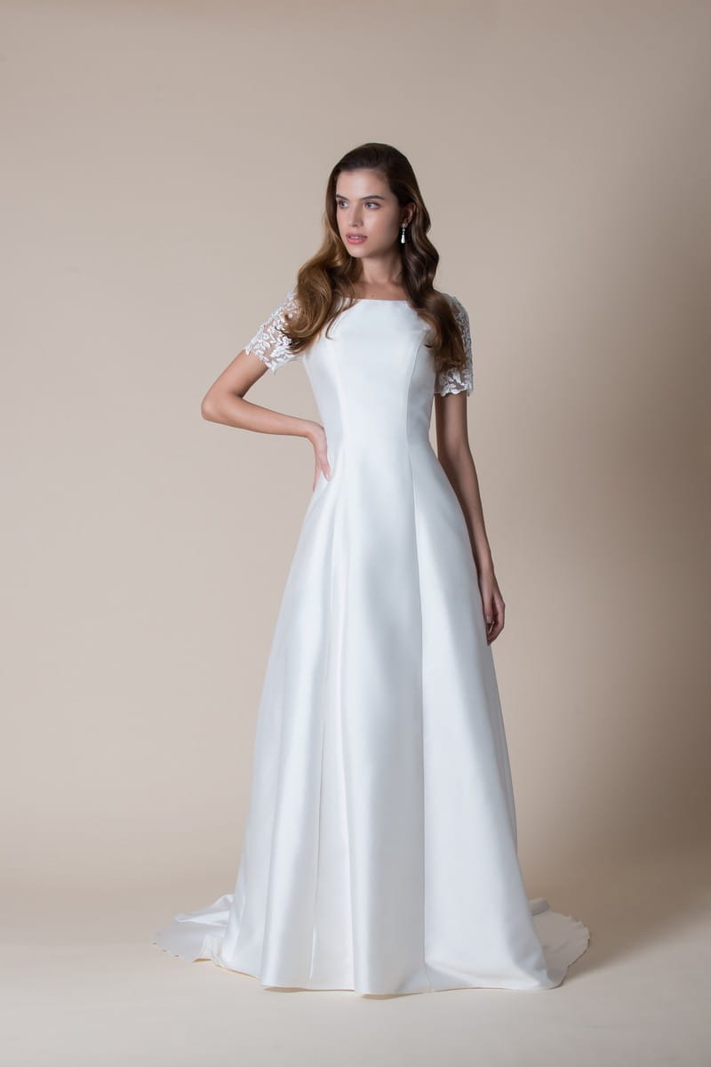 Afton Wedding Dress from the MiaMia Flying Down to Rio 2020 Bridal Collection