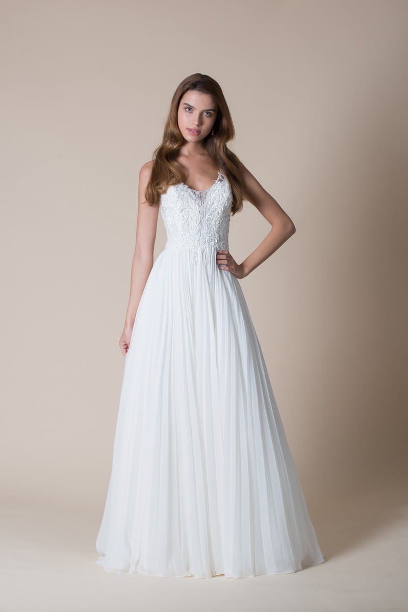 Kira Wedding Dress from the MiaMia Flying Down to Rio 2020 Bridal Collection